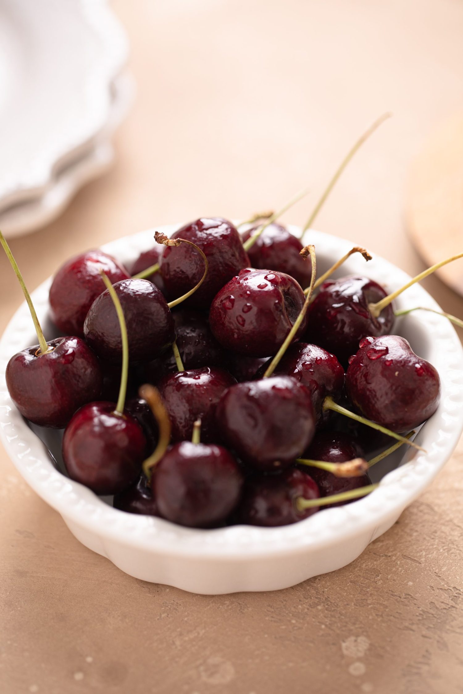Fresh cherries | Professional food photography by Beat Bake Eat
