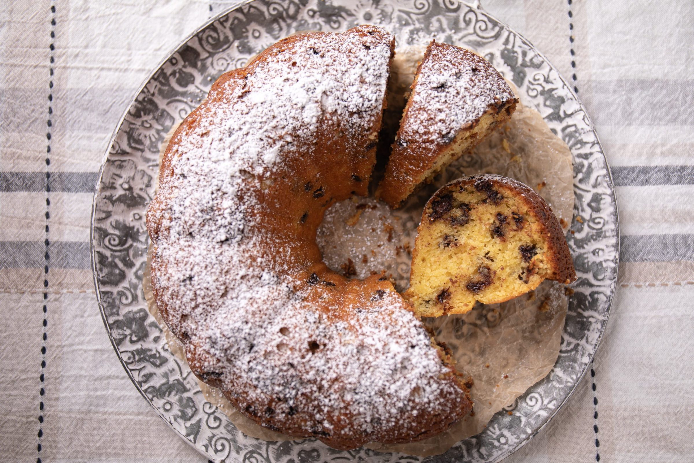 A cake mix hack using yellow cake mix. | bbe