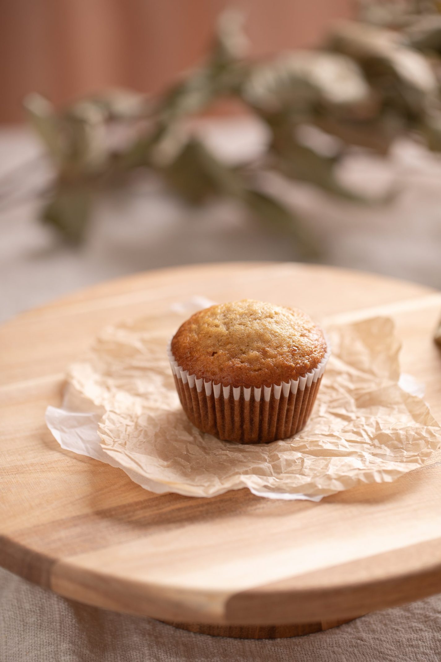 Quick & easy recipe for 6 banana muffins.